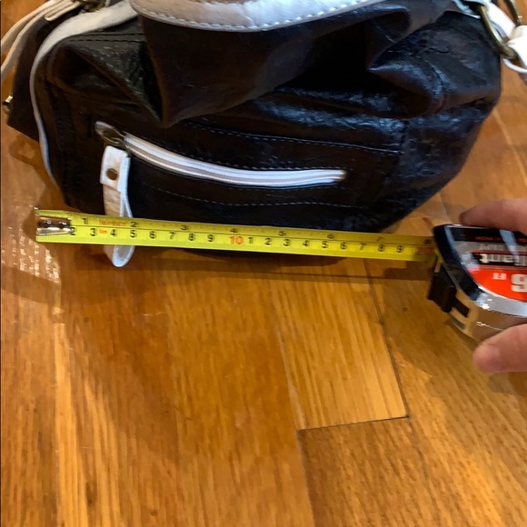 Vintage Black and White Tote Bag - Picture 3 of 7